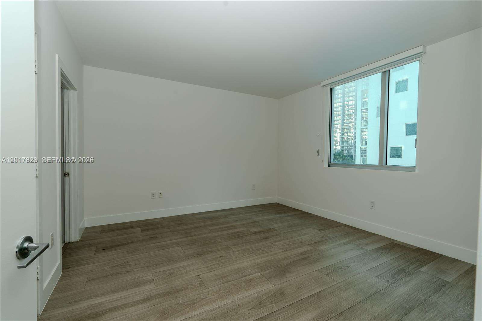 500 Brickell at 500 Brickell Ave, Miami, FL 33131 - For Sale photo 24