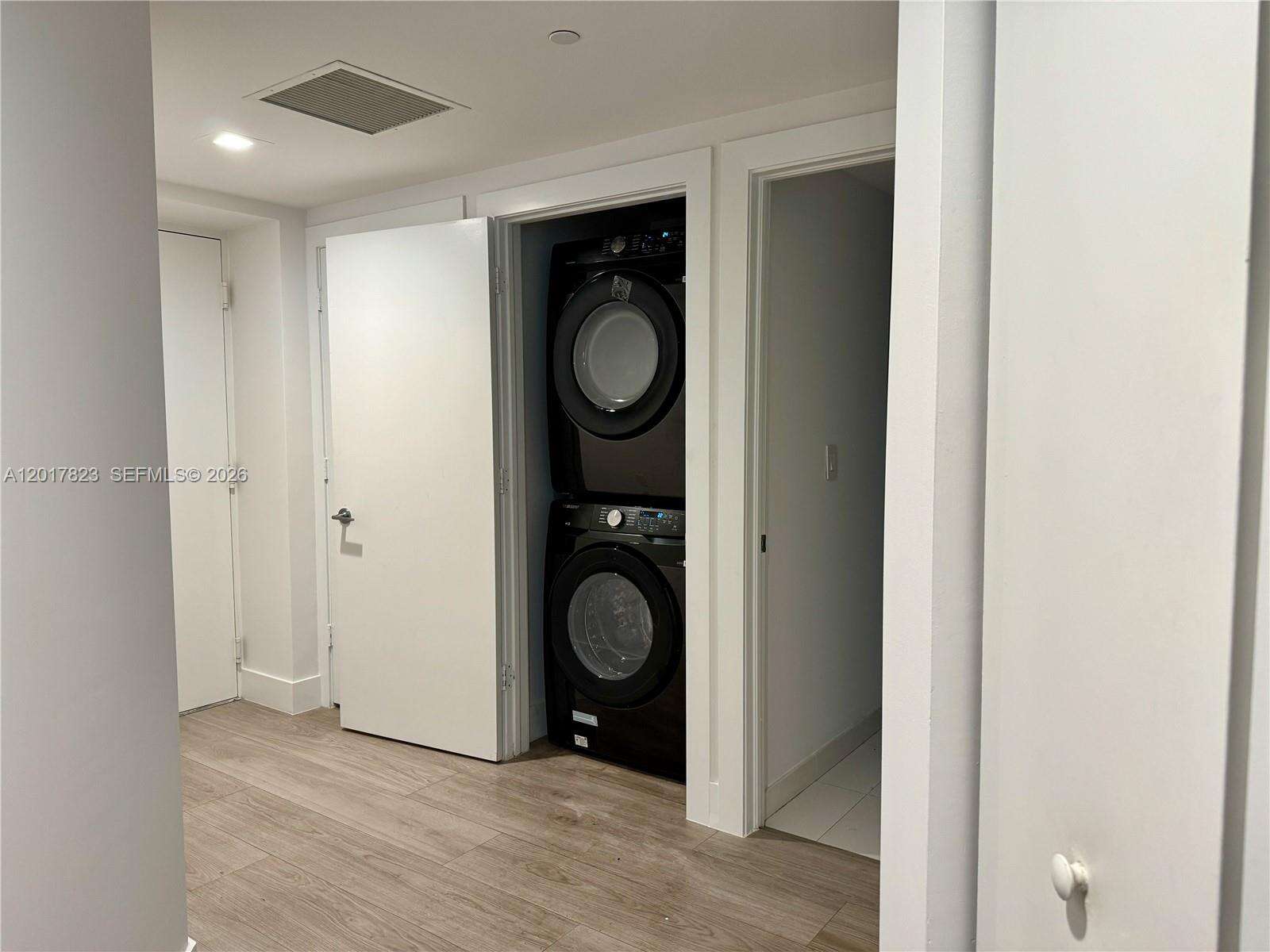 500 Brickell at 500 Brickell Ave, Miami, FL 33131 - For Sale photo 6