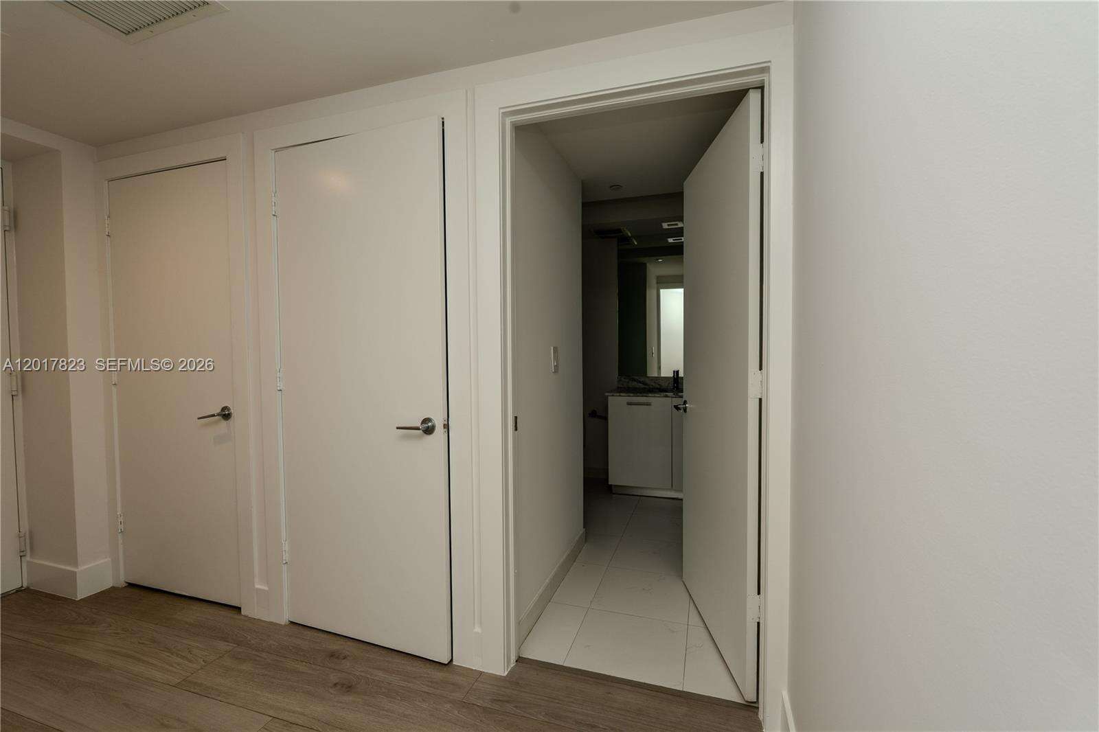 500 Brickell at 500 Brickell Ave, Miami, FL 33131 - For Sale photo 7
