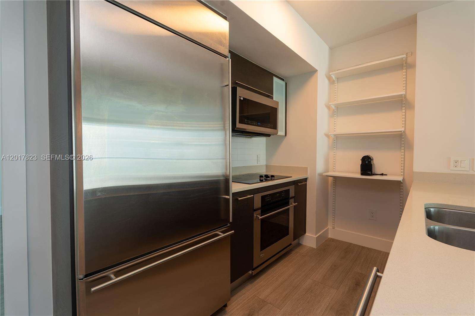 500 Brickell at 500 Brickell Ave, Miami, FL 33131 - For Sale photo 8