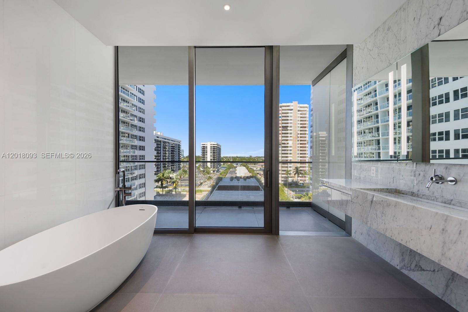2000 Ocean at 2000 Ocean Dr, Hallandale Beach, FL 33009 - For Sale photo 34