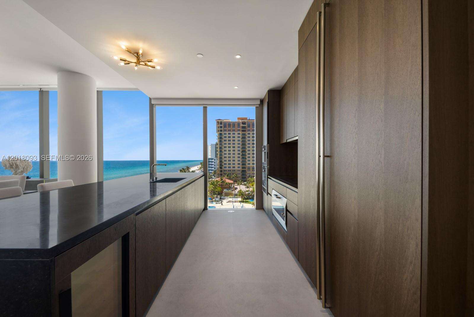 2000 Ocean at 2000 Ocean Dr, Hallandale Beach, FL 33009 - For Sale photo 9