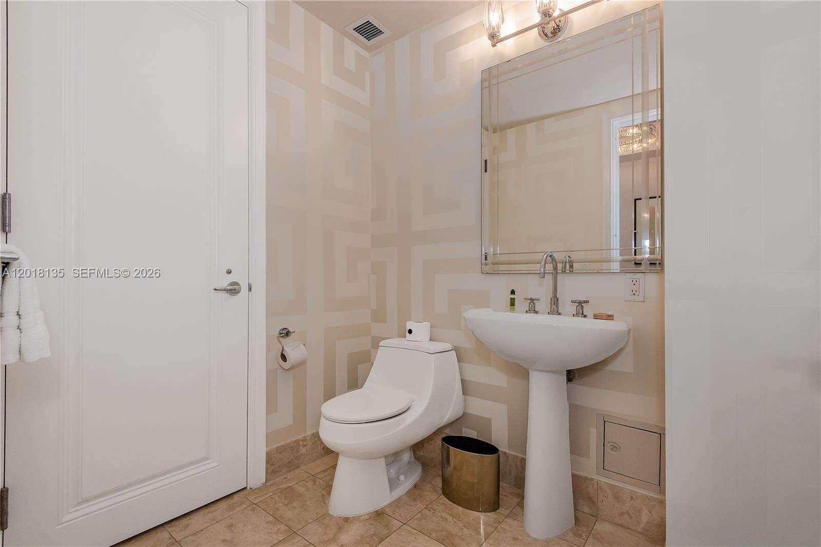 Four Seasons Residences at 1435 Brickell Ave, Miami, FL 33131 - For Sale photo 9
