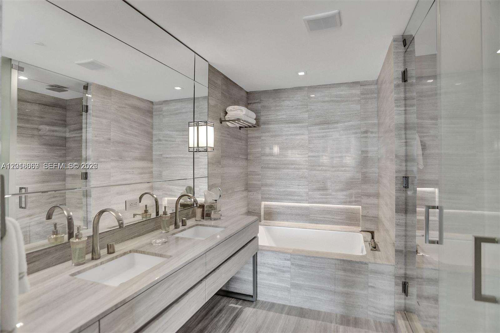 Armani Casa at 18975 Collins Ave, Sunny Isles Beach, FL 33160 - For Sale photo 20
