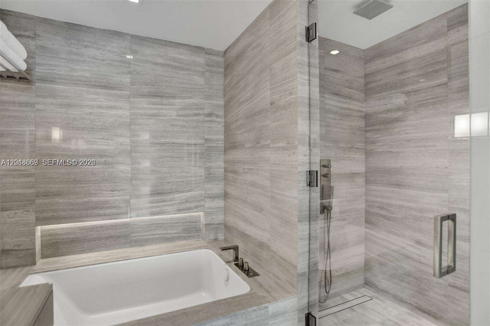 Armani Casa at 18975 Collins Ave, Sunny Isles Beach, FL 33160 - For Sale photo 22