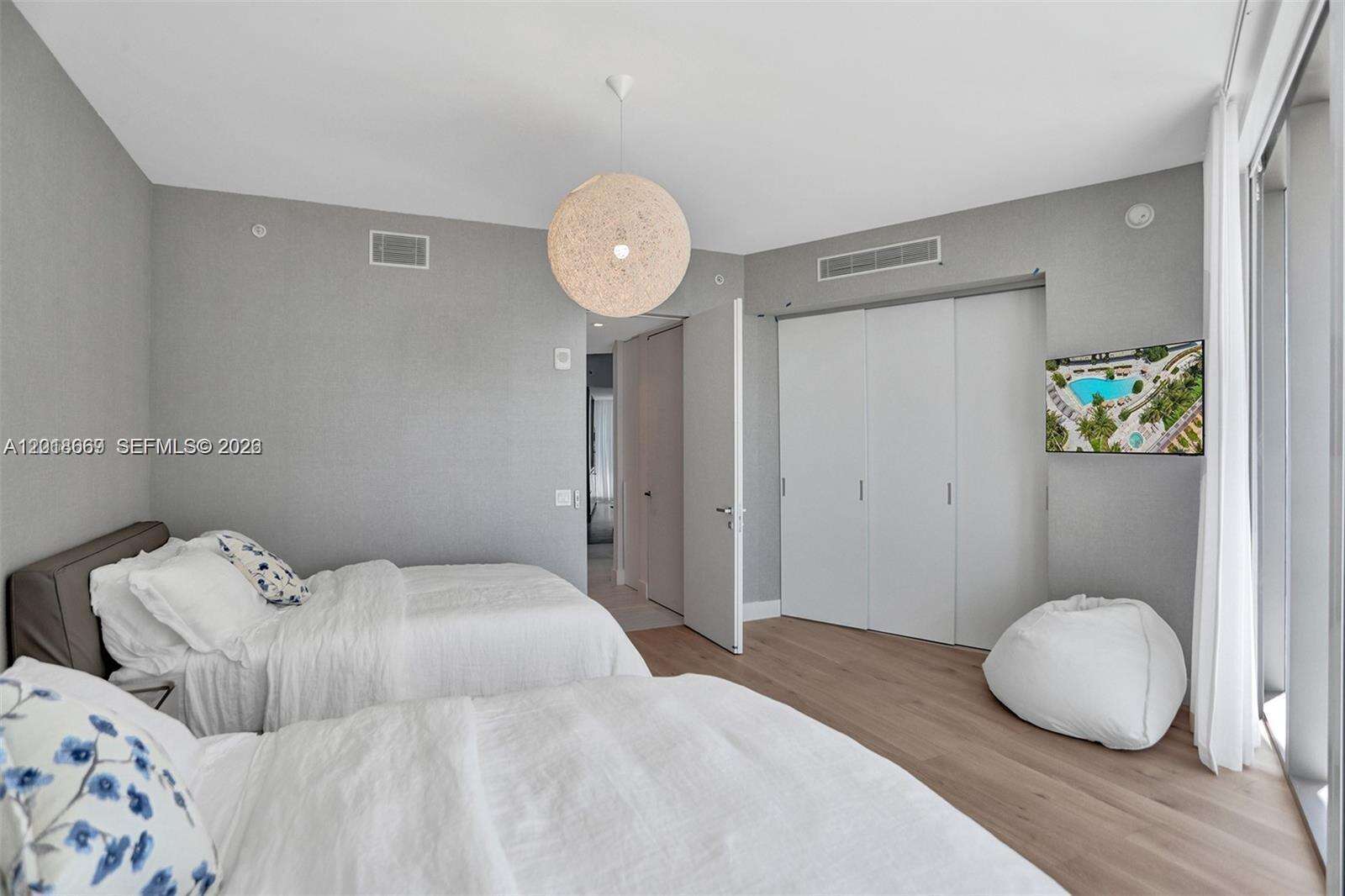 Armani Casa at 18975 Collins Ave, Sunny Isles Beach, FL 33160 - For Sale photo 27