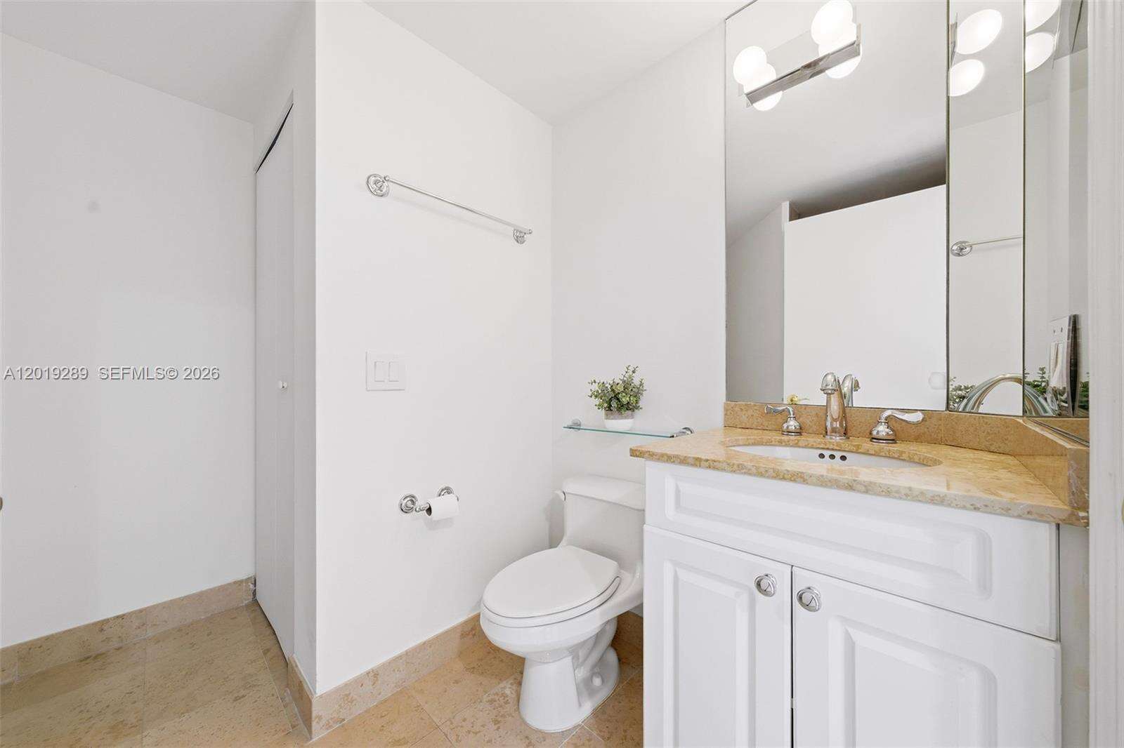 Blue Diamond at 4779 Collins Ave, Miami Beach, FL 33140 - For Sale photo 14
