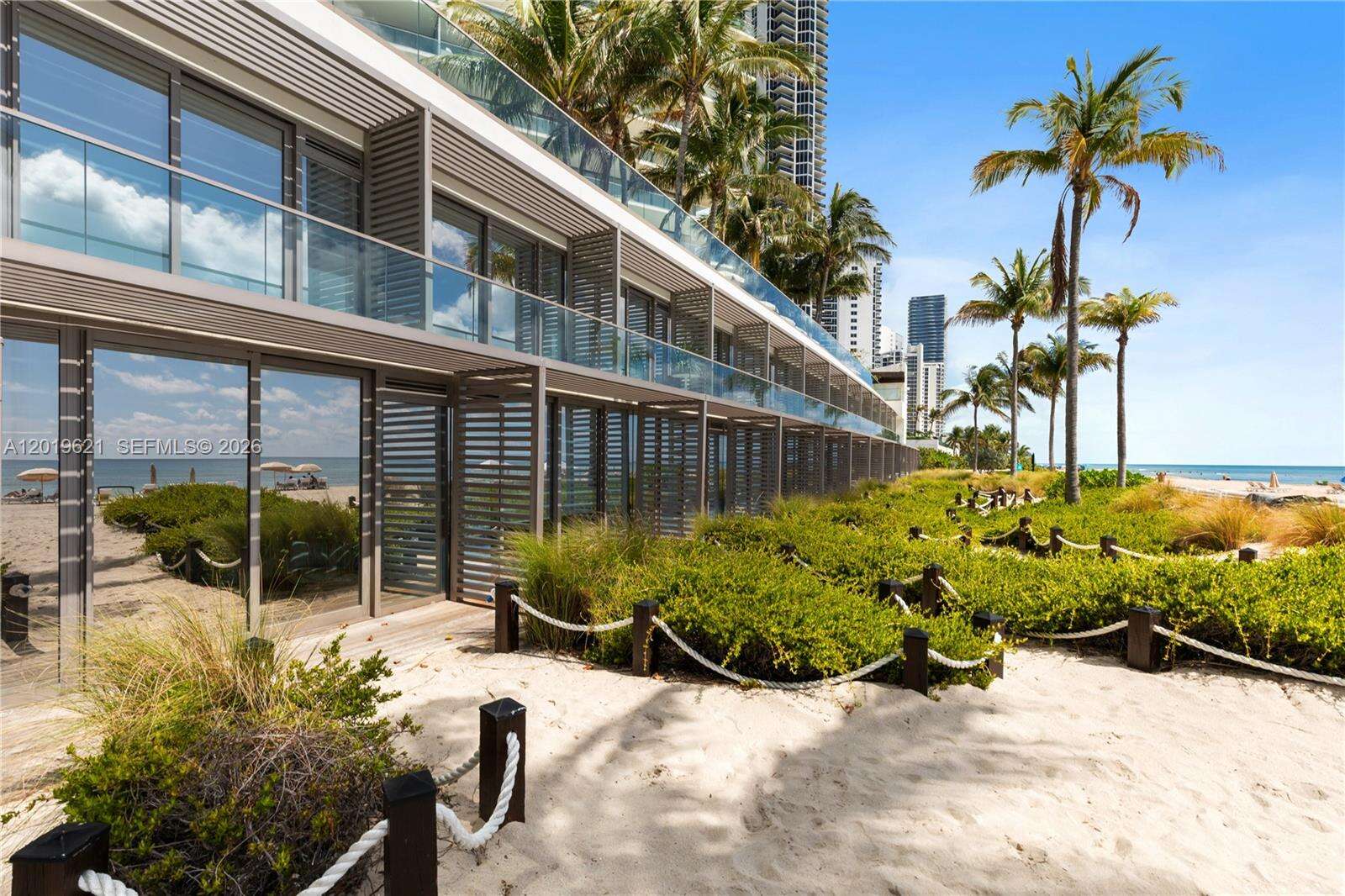 Armani Casa at 18975 Collins Ave, Sunny Isles Beach, FL 33160 - For Sale photo 13