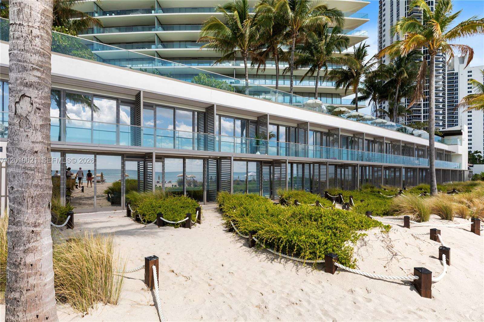 Armani Casa at 18975 Collins Ave, Sunny Isles Beach, FL 33160 - For Sale photo 14
