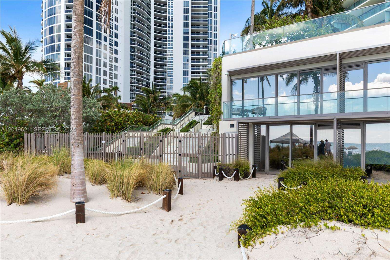 Armani Casa at 18975 Collins Ave, Sunny Isles Beach, FL 33160 - For Sale photo 15