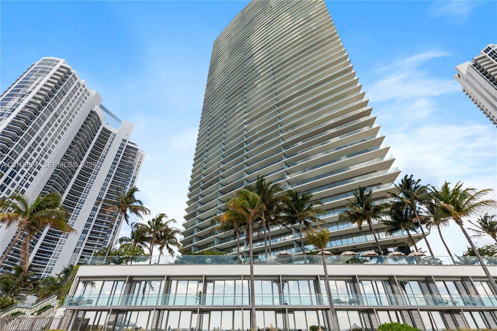 Armani Casa at 18975 Collins Ave, Sunny Isles Beach, FL 33160 - For Sale photo 22