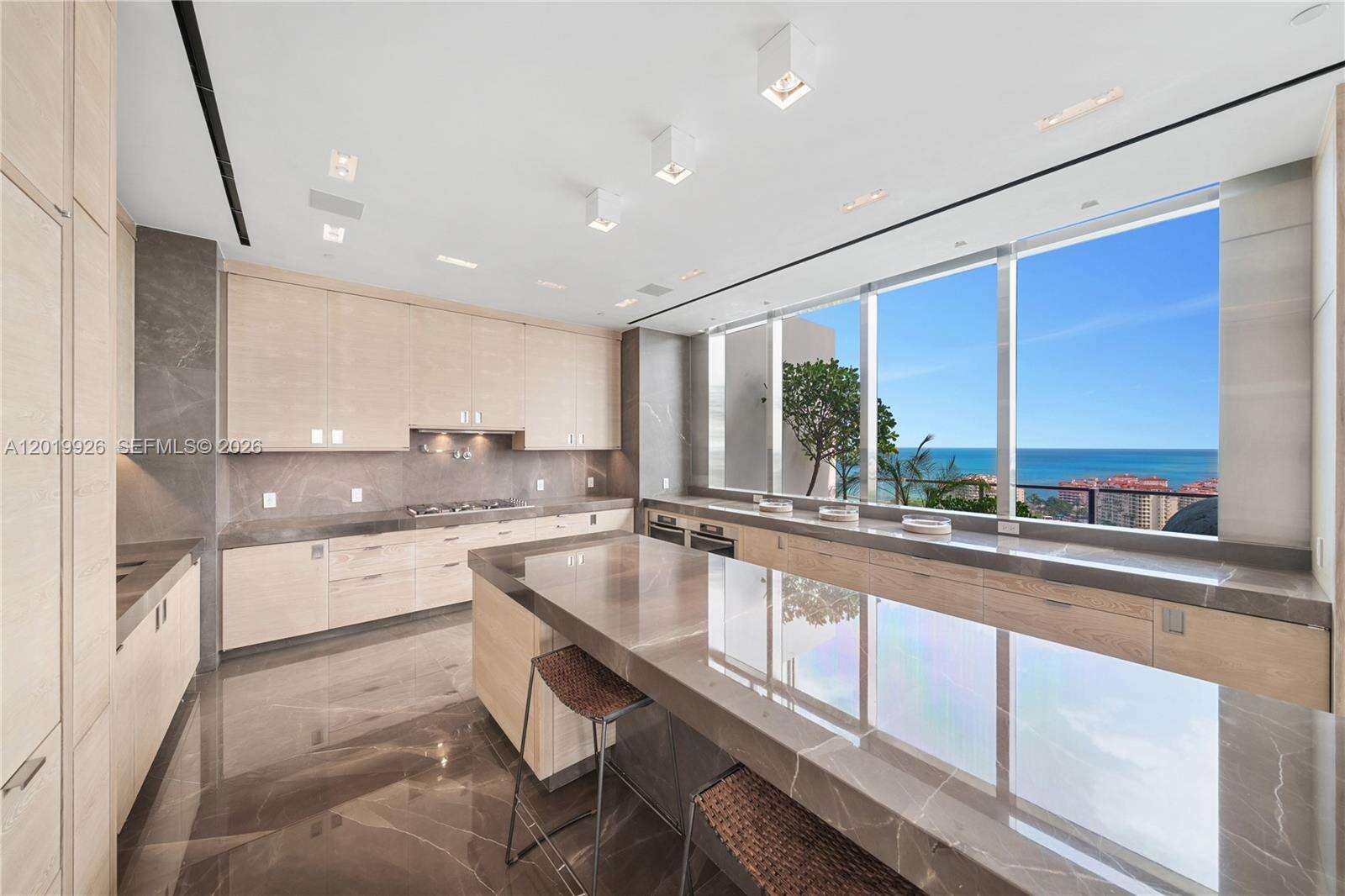 Apogee at 800 Pointe Dr, Miami Beach, FL 33139 - For Sale photo 26