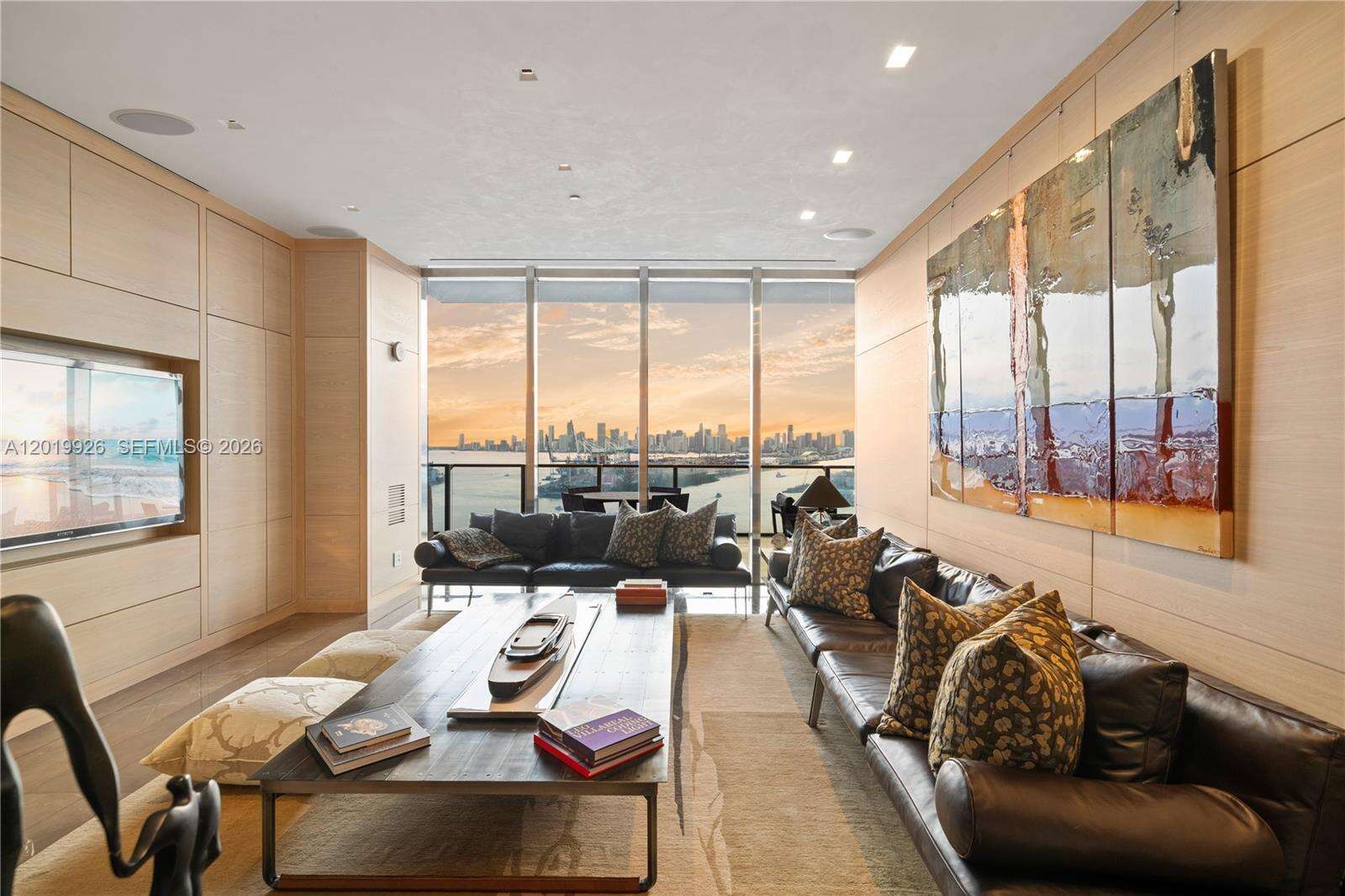 Apogee at 800 Pointe Dr, Miami Beach, FL 33139 - For Sale photo 30