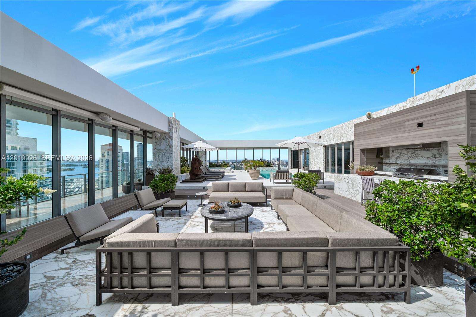 Apogee at 800 Pointe Dr, Miami Beach, FL 33139 - For Sale photo 41