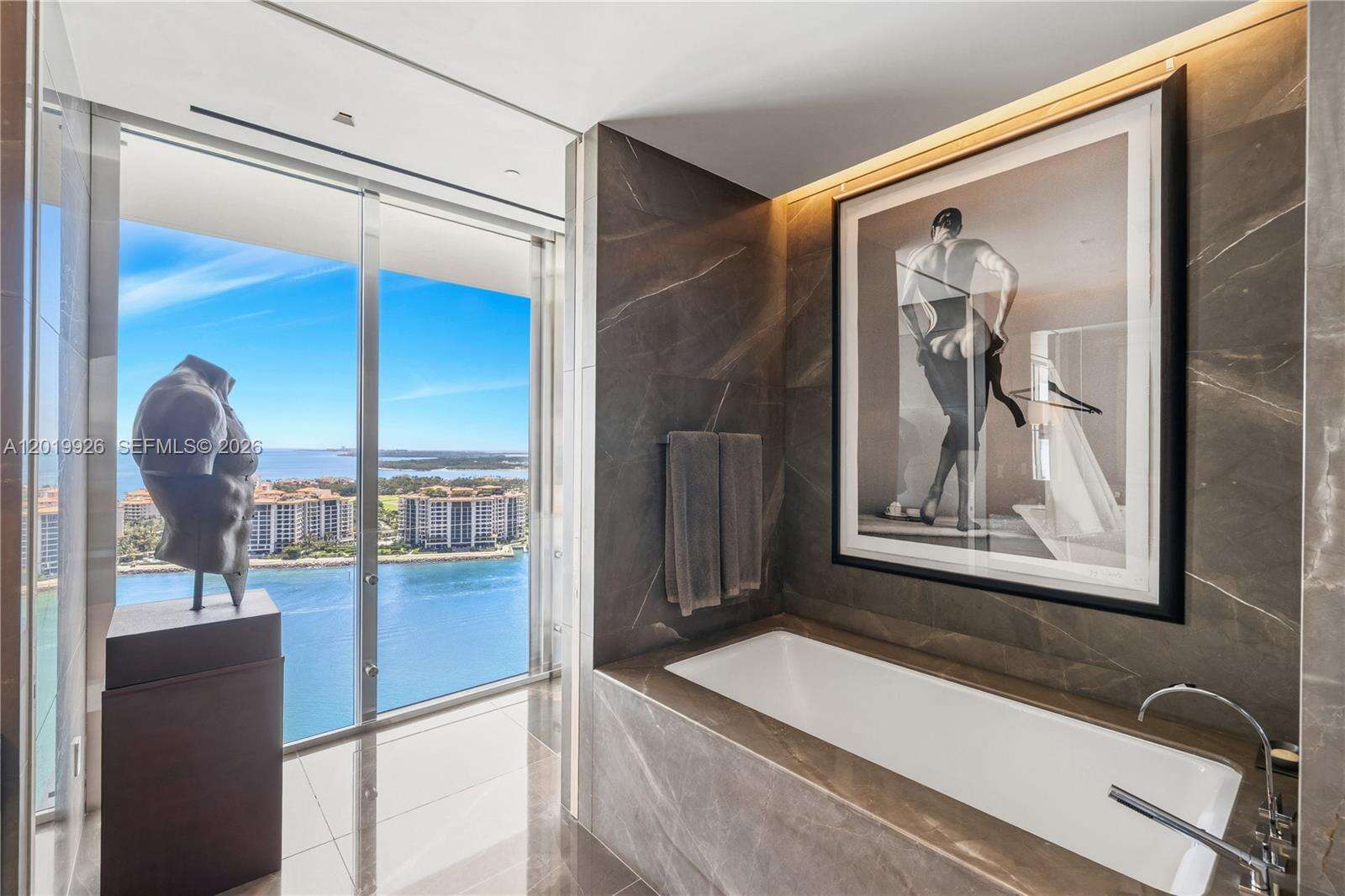 Apogee at 800 Pointe Dr, Miami Beach, FL 33139 - For Sale photo 56