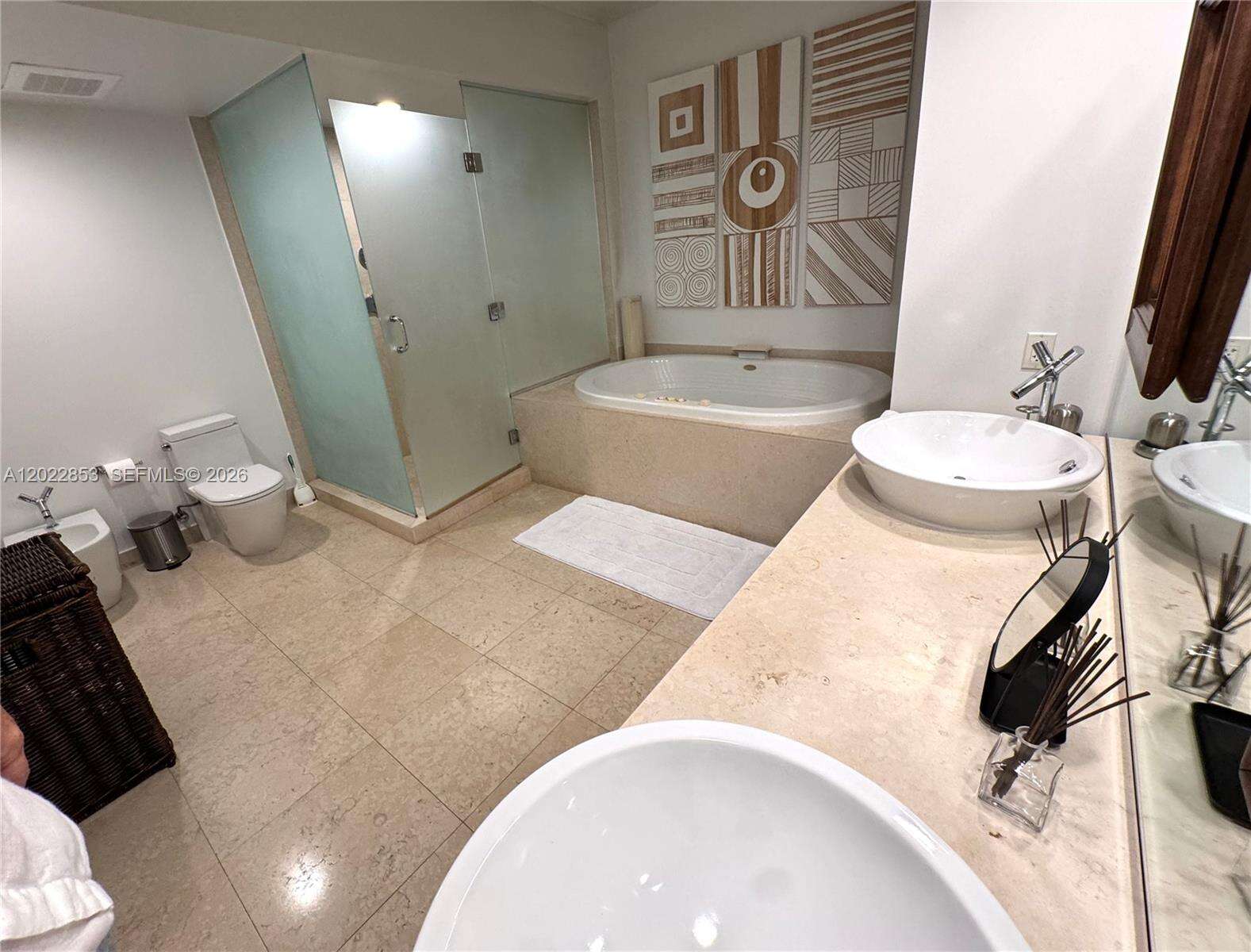 Icon at 450 Alton Rd, Miami Beach, FL 33139 - For Sale photo 18