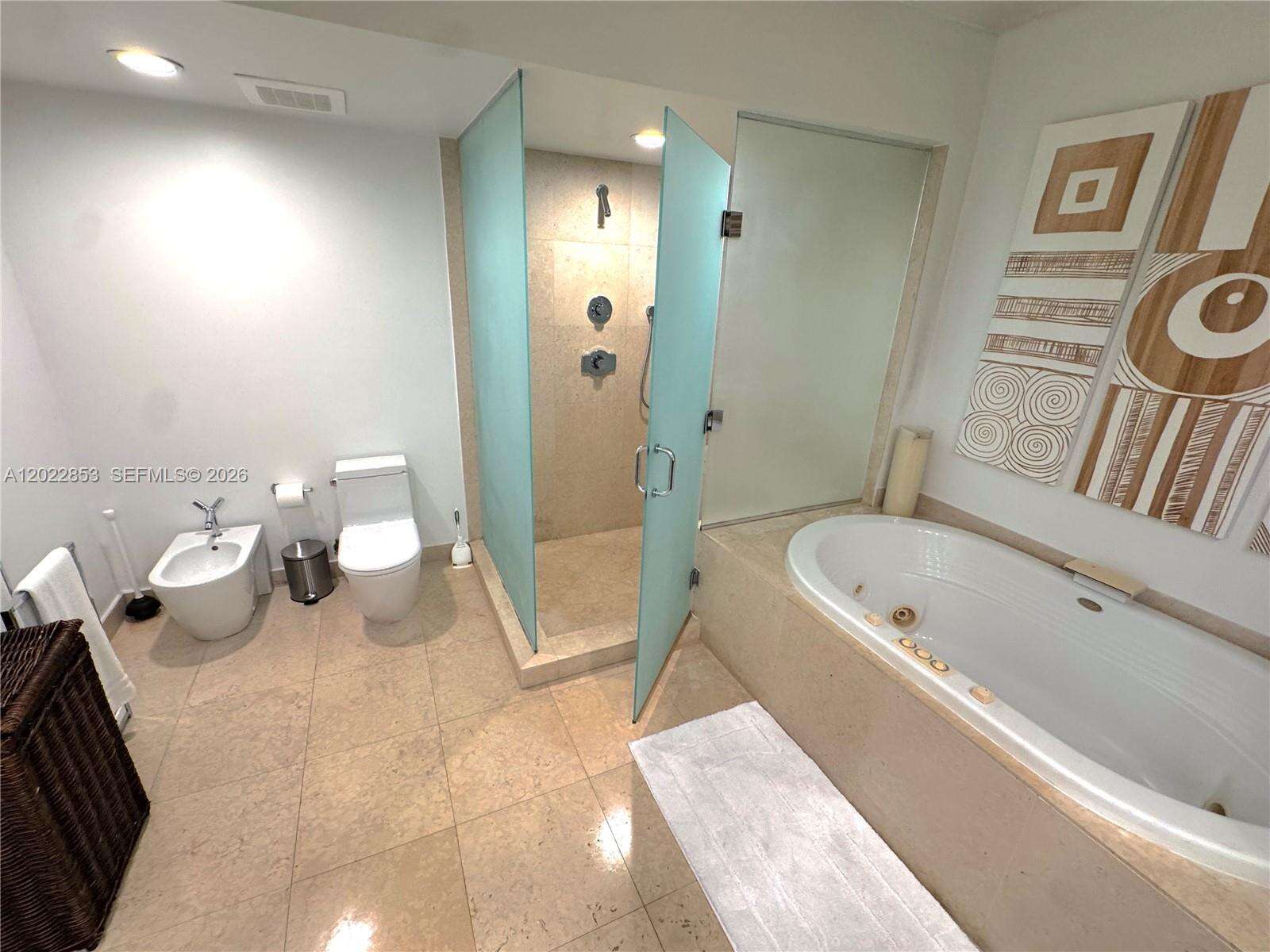 Icon at 450 Alton Rd, Miami Beach, FL 33139 - For Sale photo 19