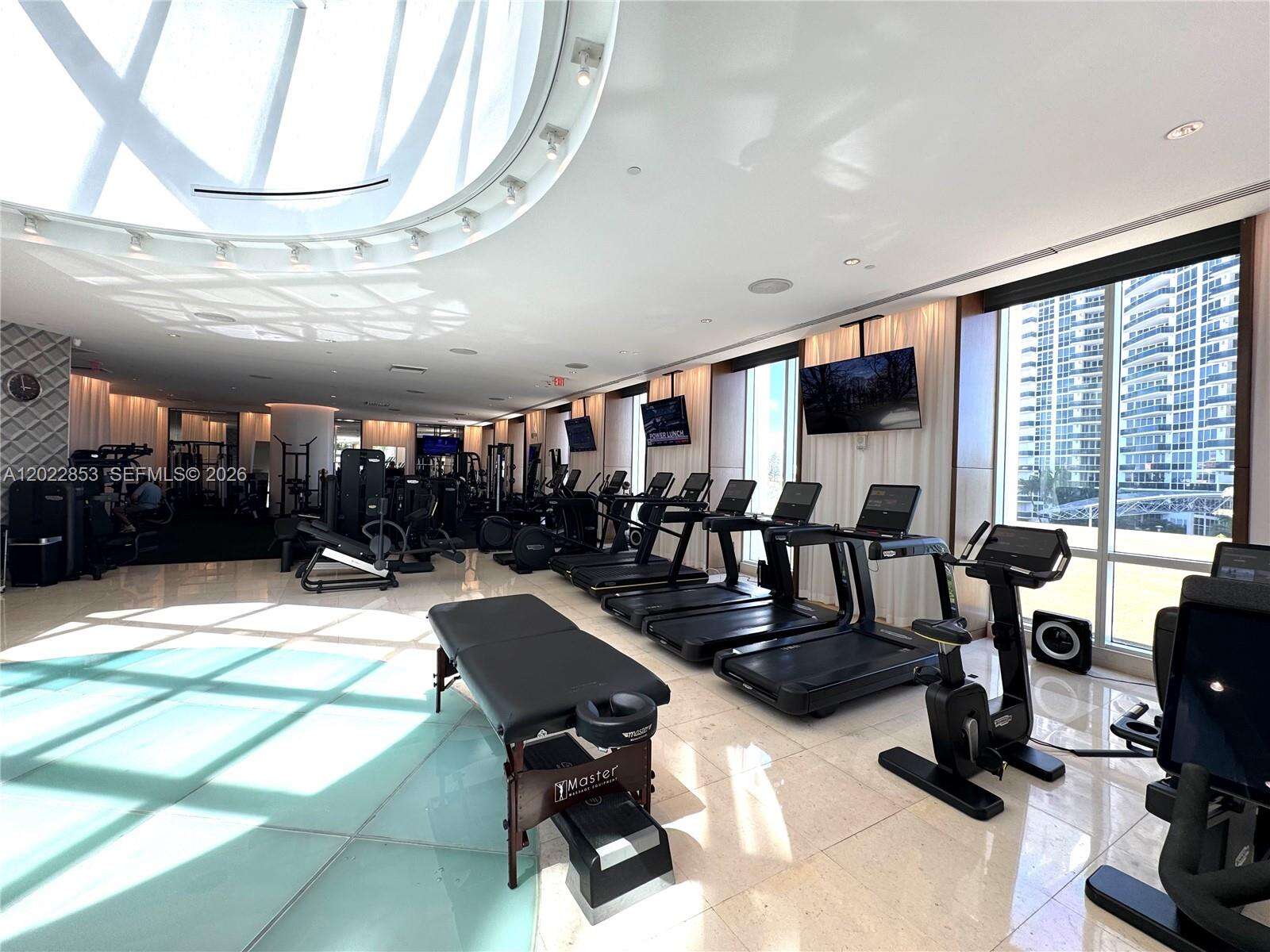 Icon at 450 Alton Rd, Miami Beach, FL 33139 - For Sale photo 36