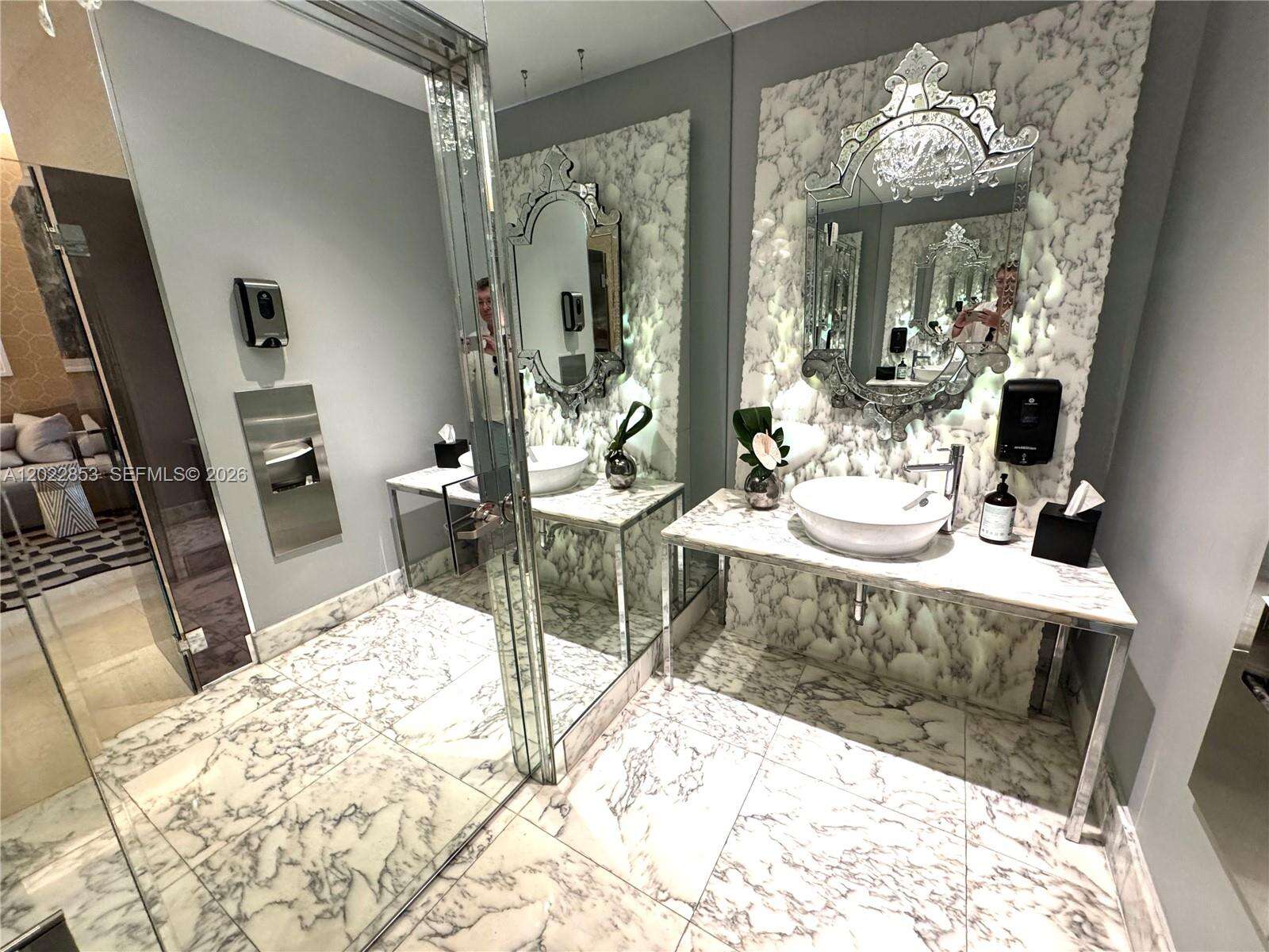 Icon at 450 Alton Rd, Miami Beach, FL 33139 - For Sale photo 39