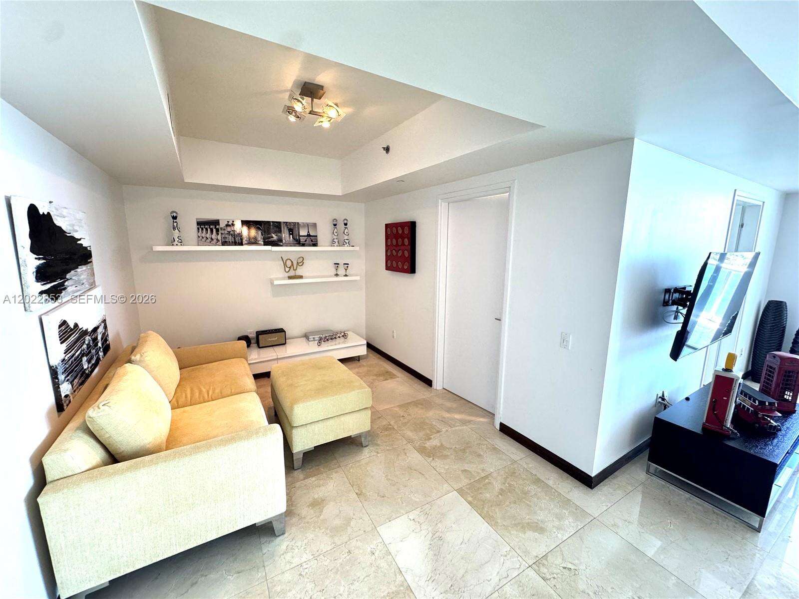 Icon at 450 Alton Rd, Miami Beach, FL 33139 - For Sale photo 5