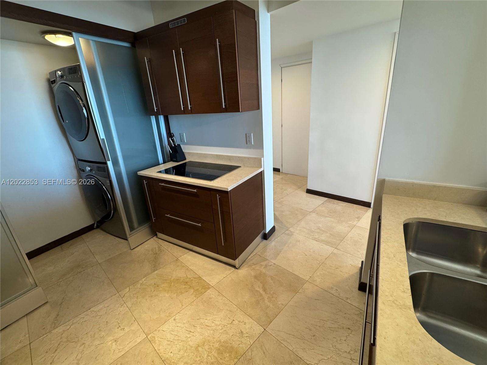 Icon at 450 Alton Rd, Miami Beach, FL 33139 - For Sale photo 9