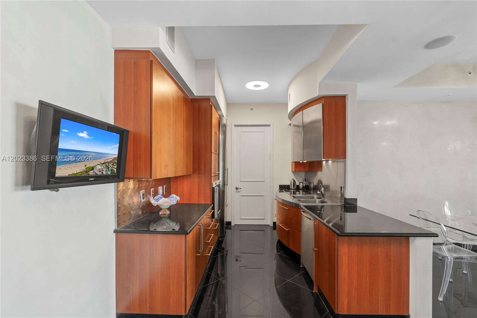 Trump Palace at 18101 Collins Ave, Sunny Isles Beach, FL 33160 - For Sale photo 20