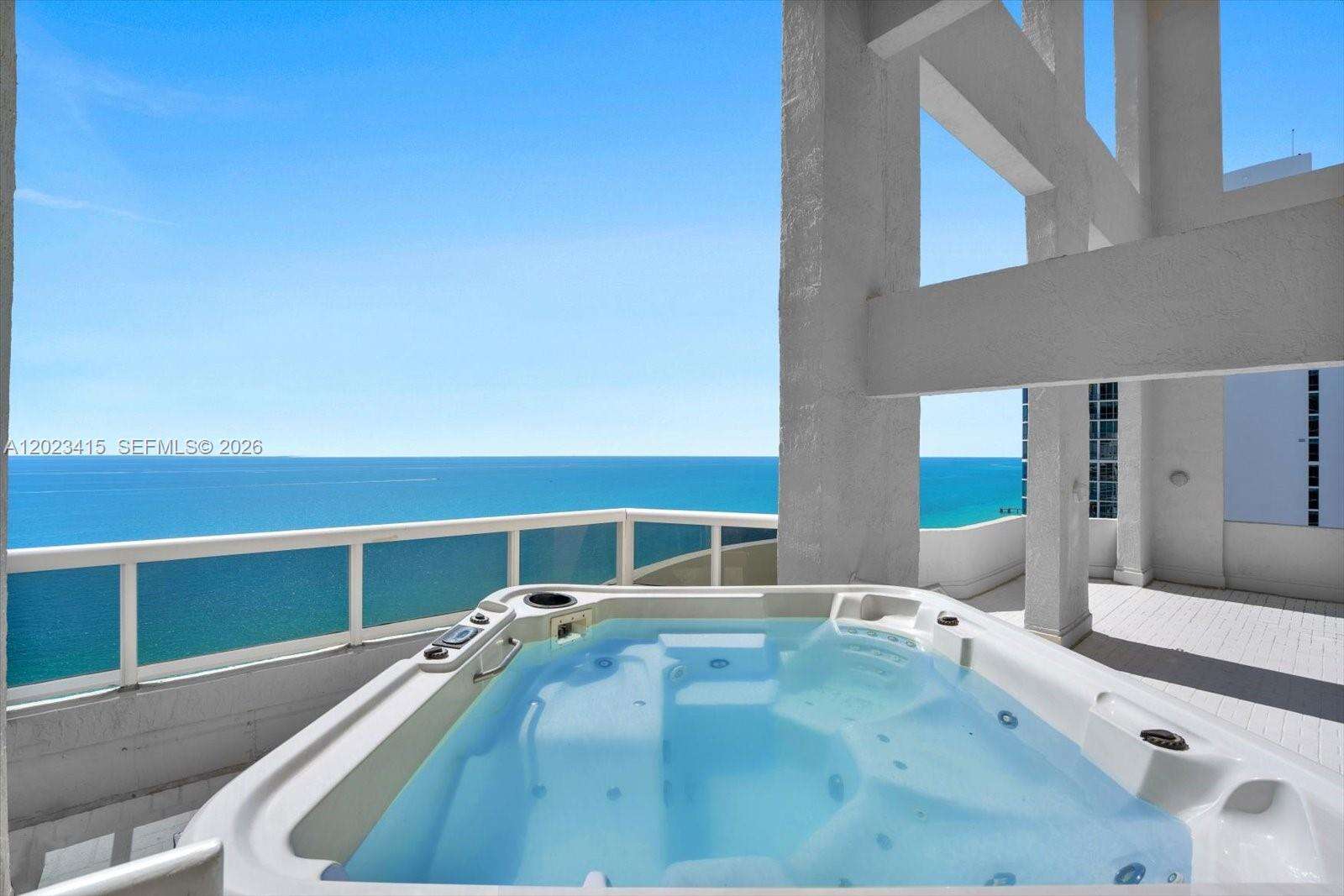 Pinnacle at 17555 Collins Ave, Sunny Isles Beach, FL 33160 - For Sale photo 26