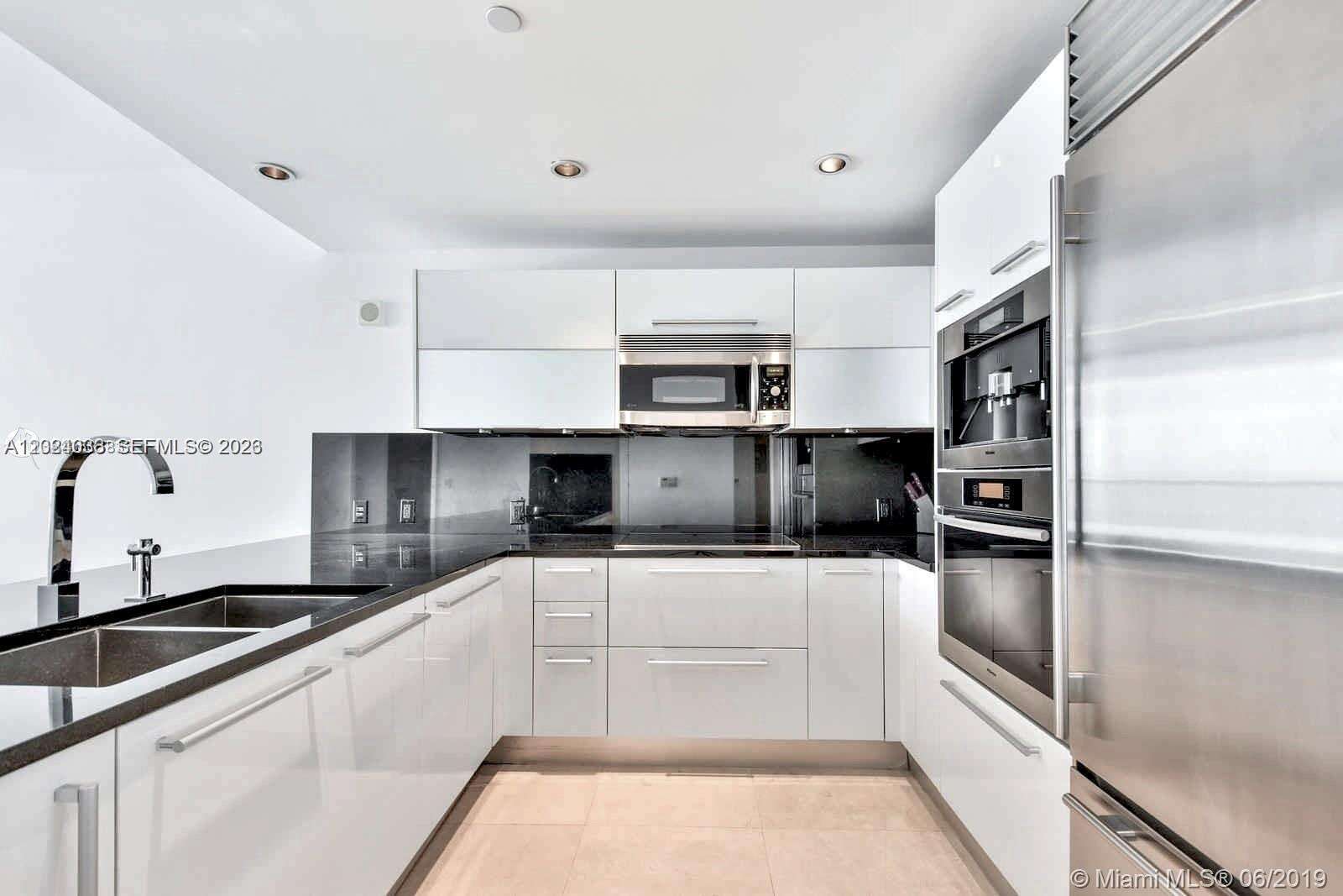 Jade Ocean at 17121 Collins Ave, Sunny Isles Beach, FL 33160 - For Sale photo 13