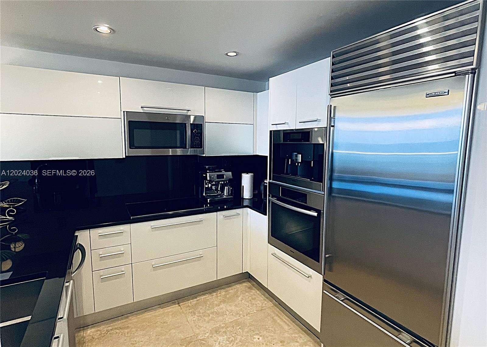 Jade Ocean at 17121 Collins Ave, Sunny Isles Beach, FL 33160 - For Sale photo 15