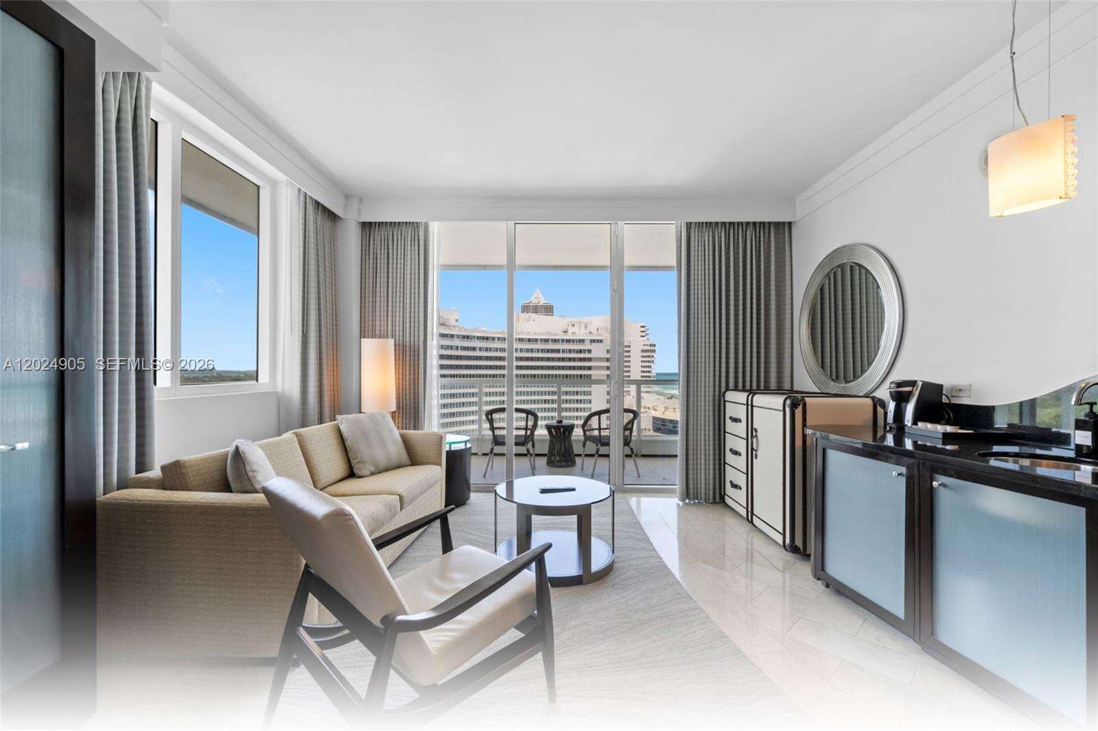 Fontainebleau 3 at 4391 Collins Ave, Miami Beach, FL 33140 - For Sale photo 6