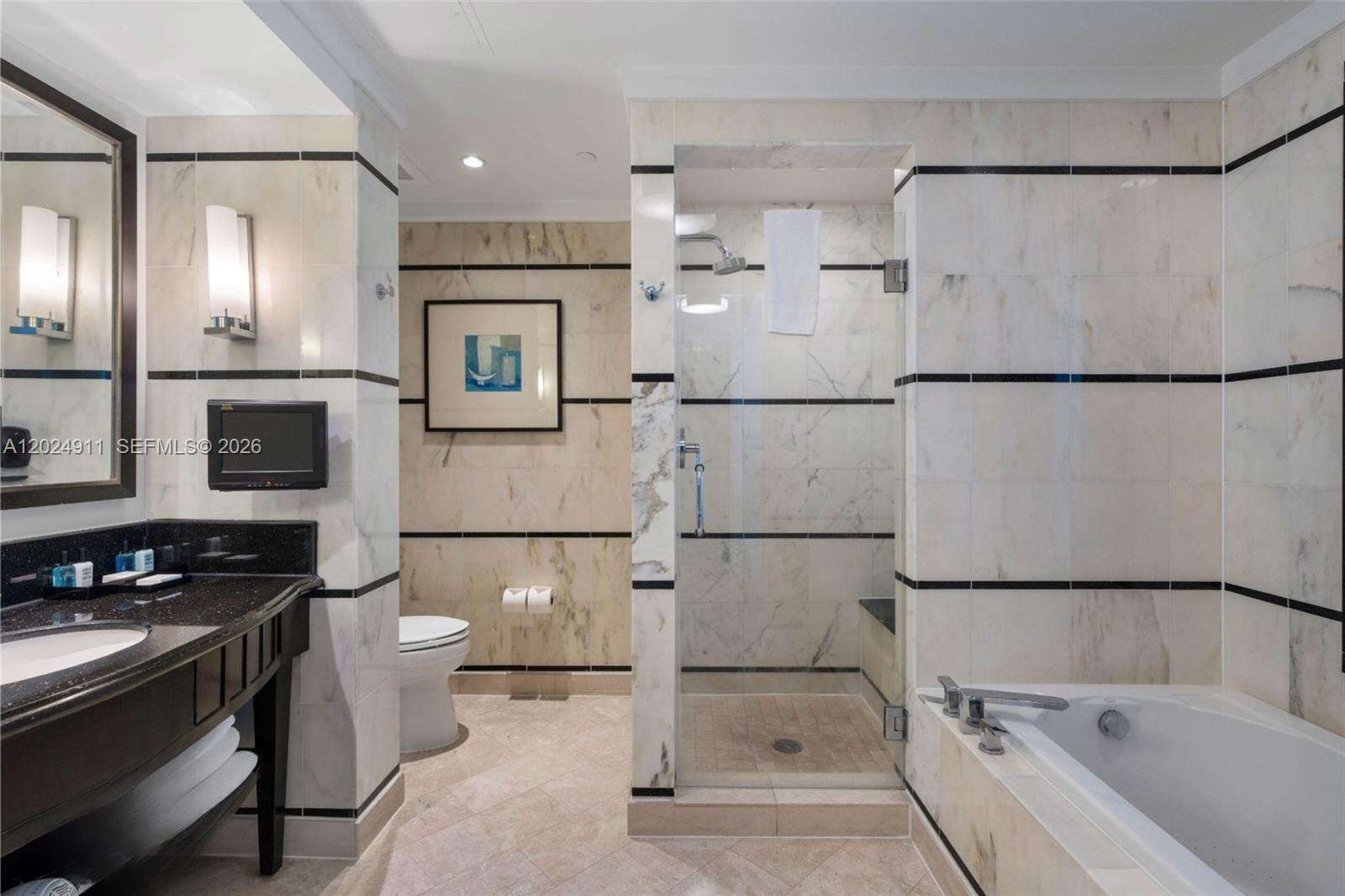 Fontainebleau 3 at 4391 Collins Ave, Miami Beach, FL 33140 - For Sale photo 7