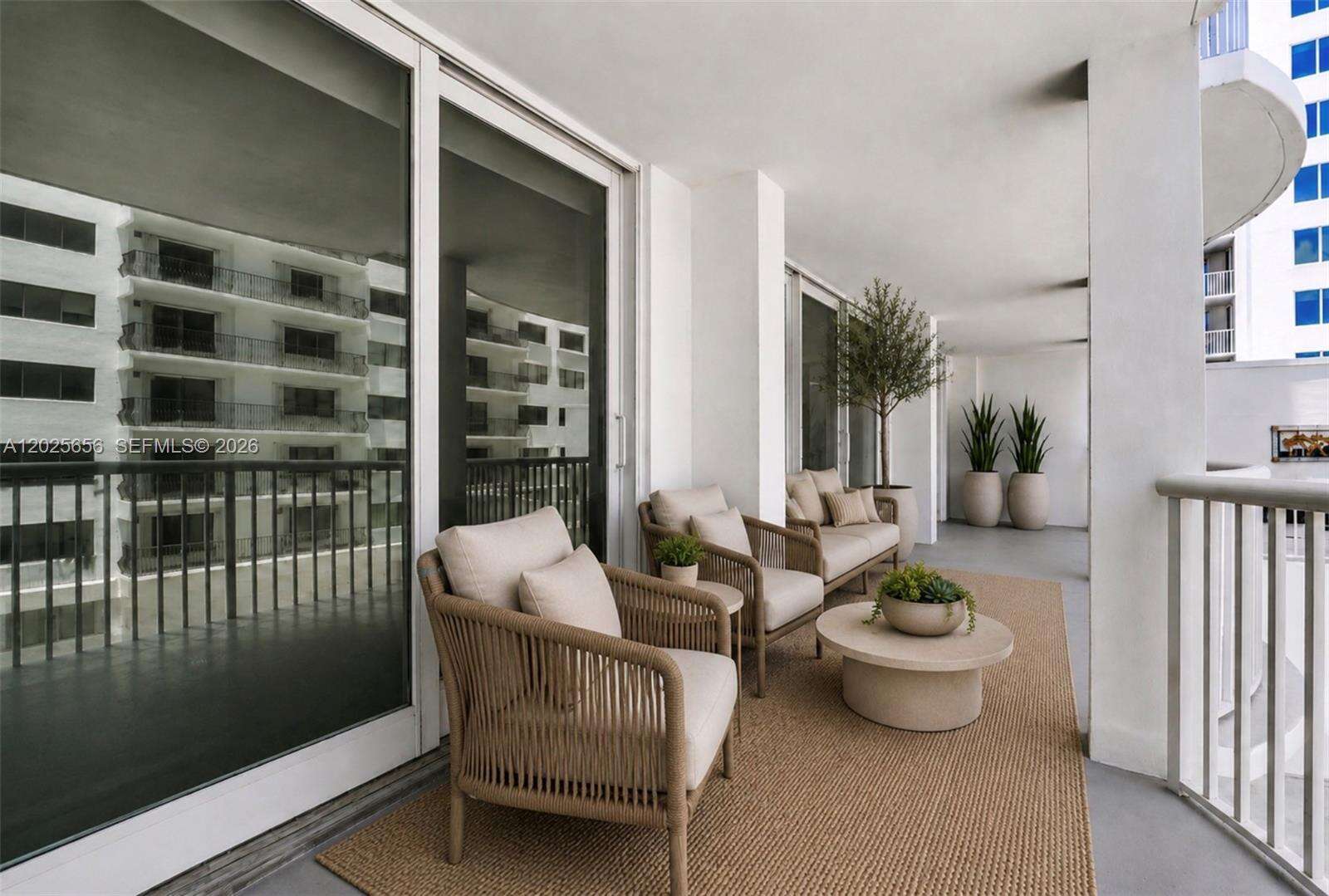 The Carriage House at 5401 Collins Ave, Miami Beach, FL 33140 - For Sale photo 2