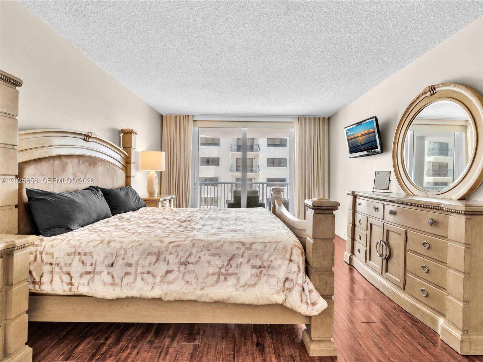 The Carriage House at 5401 Collins Ave, Miami Beach, FL 33140 - For Sale photo 13