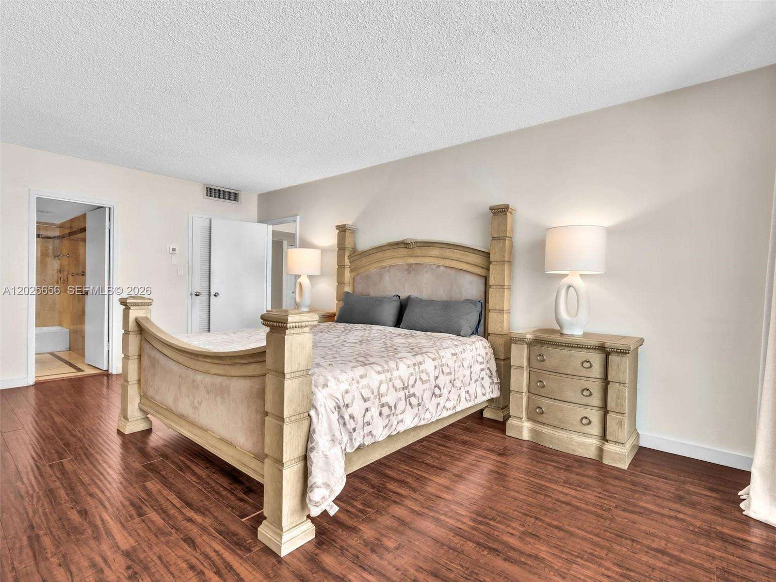 The Carriage House at 5401 Collins Ave, Miami Beach, FL 33140 - For Sale photo 15