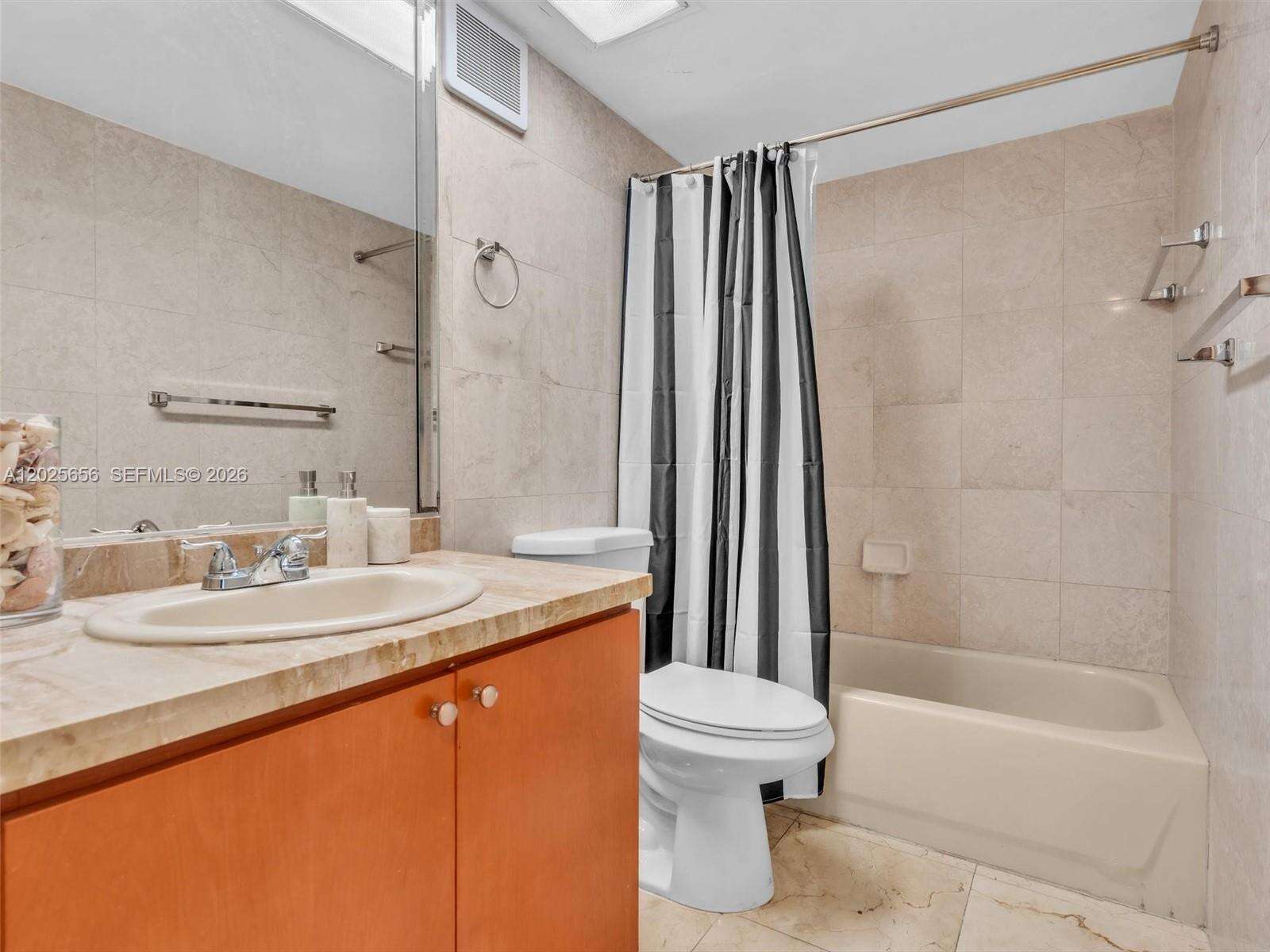 The Carriage House at 5401 Collins Ave, Miami Beach, FL 33140 - For Sale photo 21
