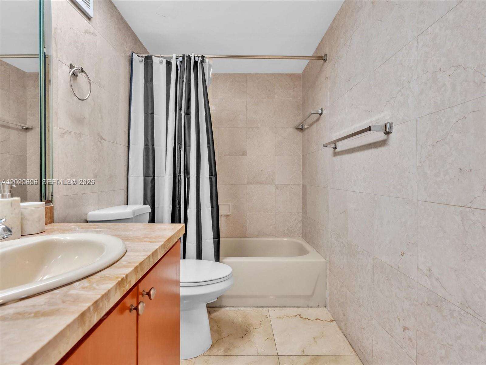 The Carriage House at 5401 Collins Ave, Miami Beach, FL 33140 - For Sale photo 22