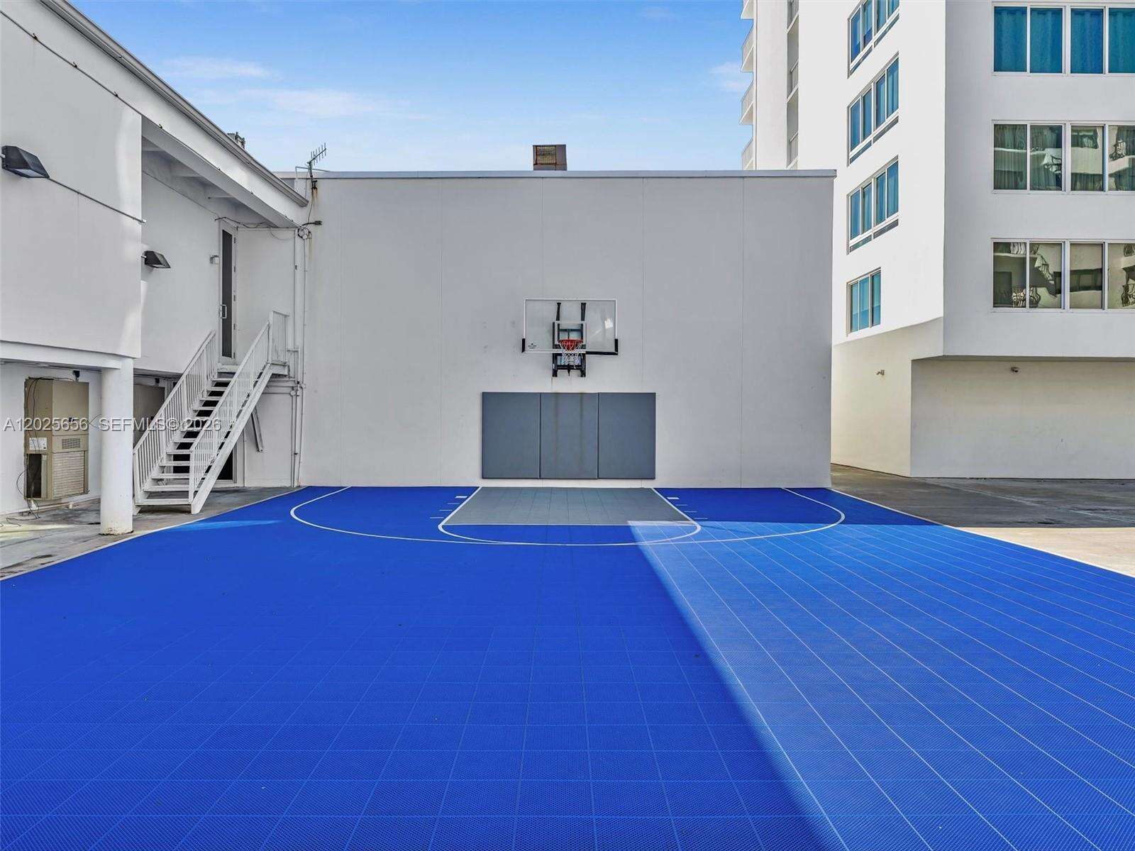 The Carriage House at 5401 Collins Ave, Miami Beach, FL 33140 - For Sale photo 36