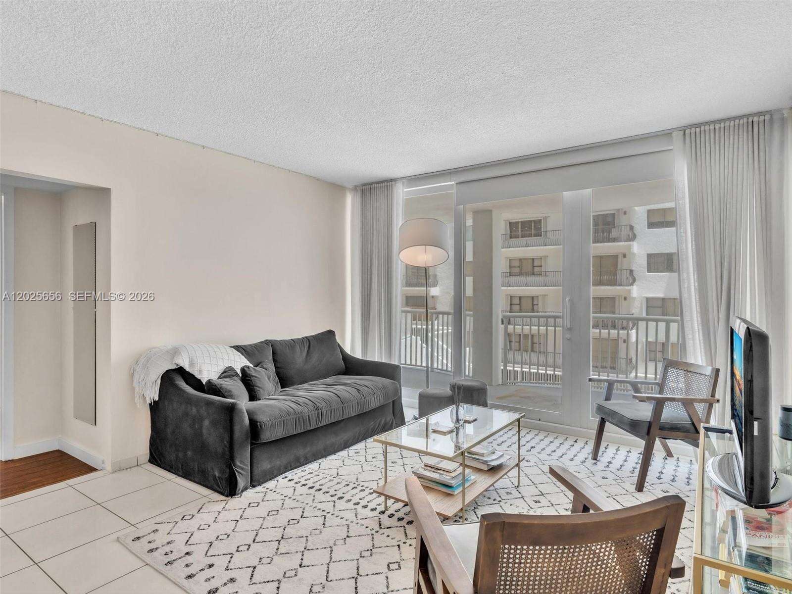 The Carriage House at 5401 Collins Ave, Miami Beach, FL 33140 - For Sale photo 8