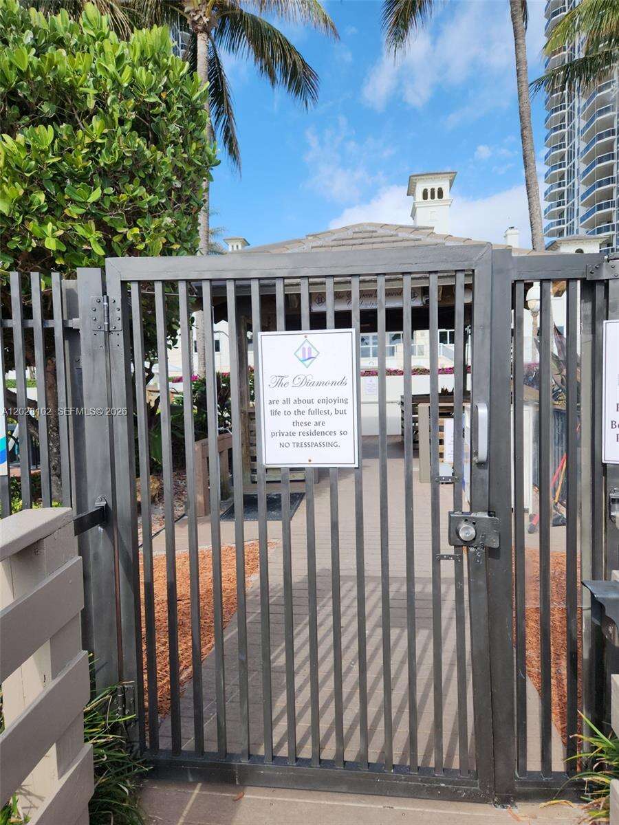 Blue Diamond at 4779 Collins Ave, Miami Beach, FL 33140 - For Sale photo 61