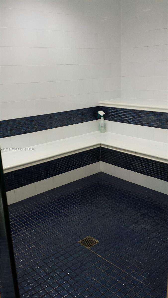 Blue Diamond at 4779 Collins Ave, Miami Beach, FL 33140 - For Sale photo 82