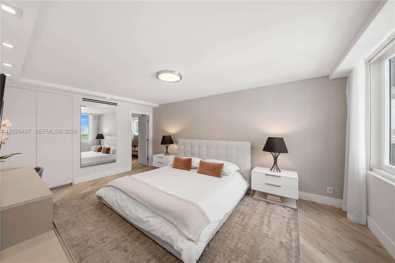 Roney Palace at 2301 Collins Ave, Miami Beach, FL 33139 - For Sale photo 11