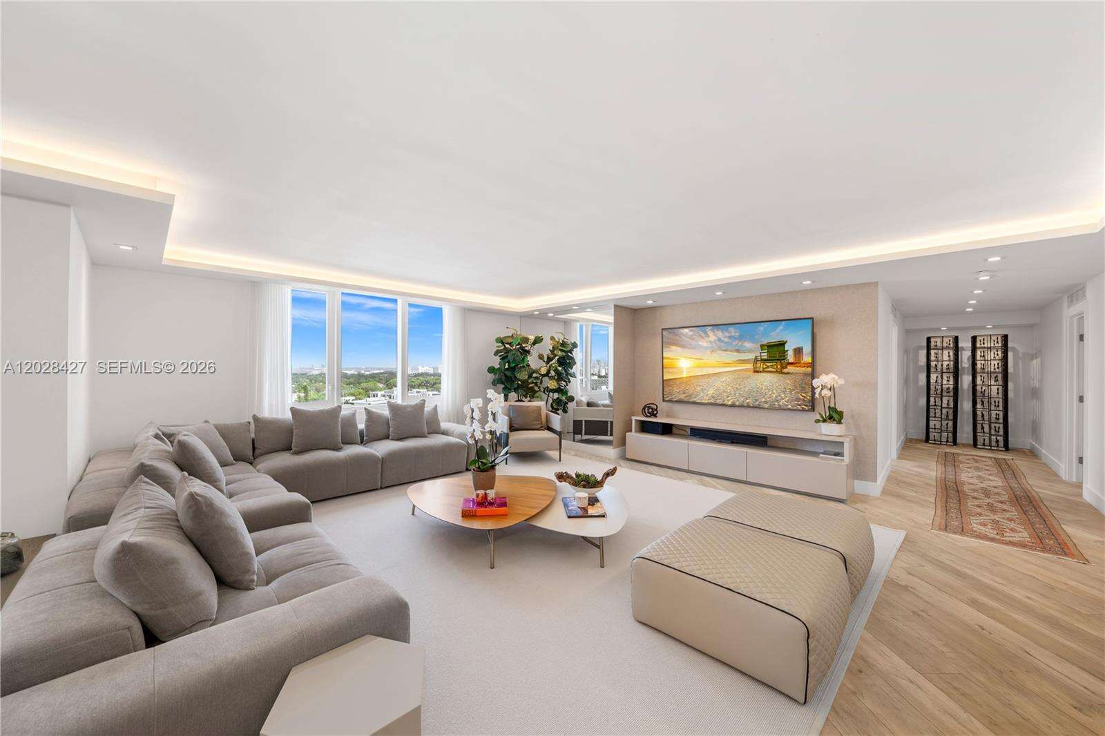 Roney Palace at 2301 Collins Ave, Miami Beach, FL 33139 - For Sale photo 3
