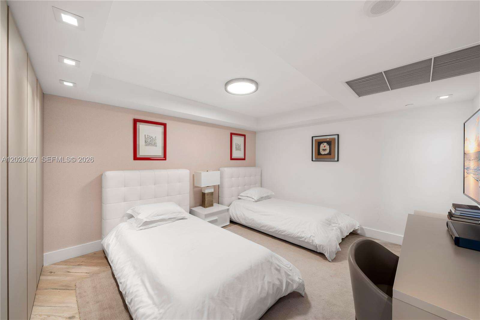 Roney Palace at 2301 Collins Ave, Miami Beach, FL 33139 - For Sale photo 22