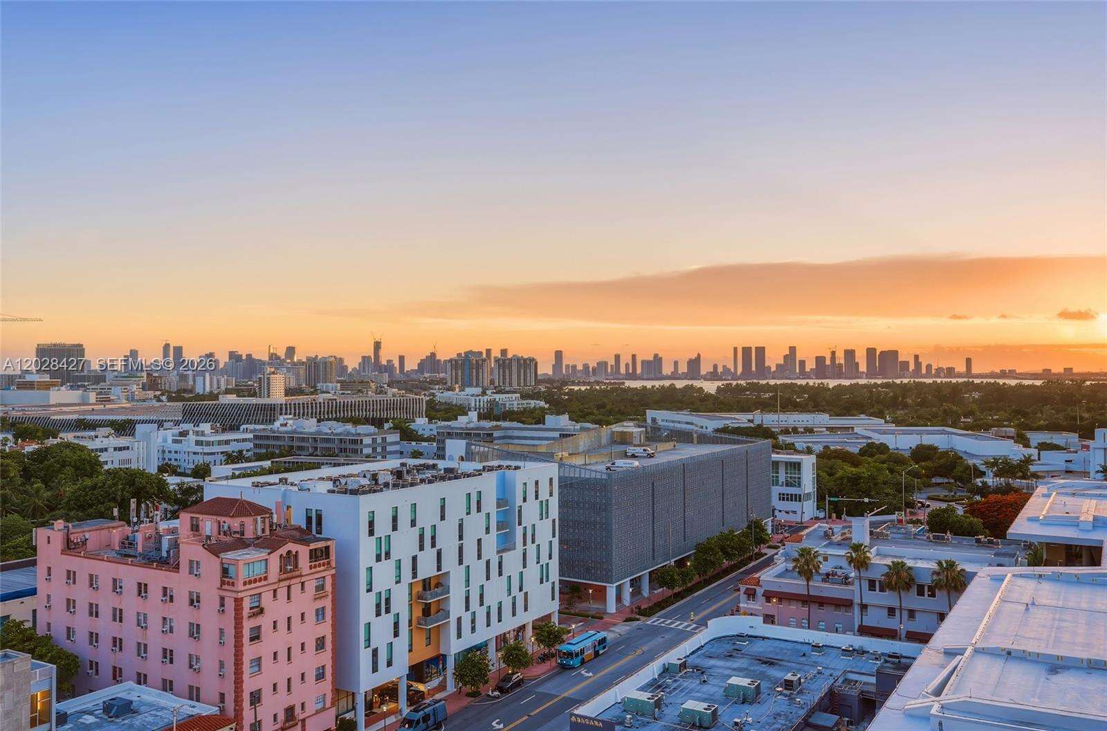 Roney Palace at 2301 Collins Ave, Miami Beach, FL 33139 - For Sale photo 49