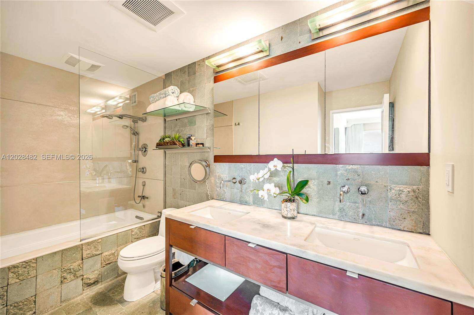 Blair House at 9102 Bay Harbor Dr, Bay Harbor Islands, FL 33154 - For Sale photo 17