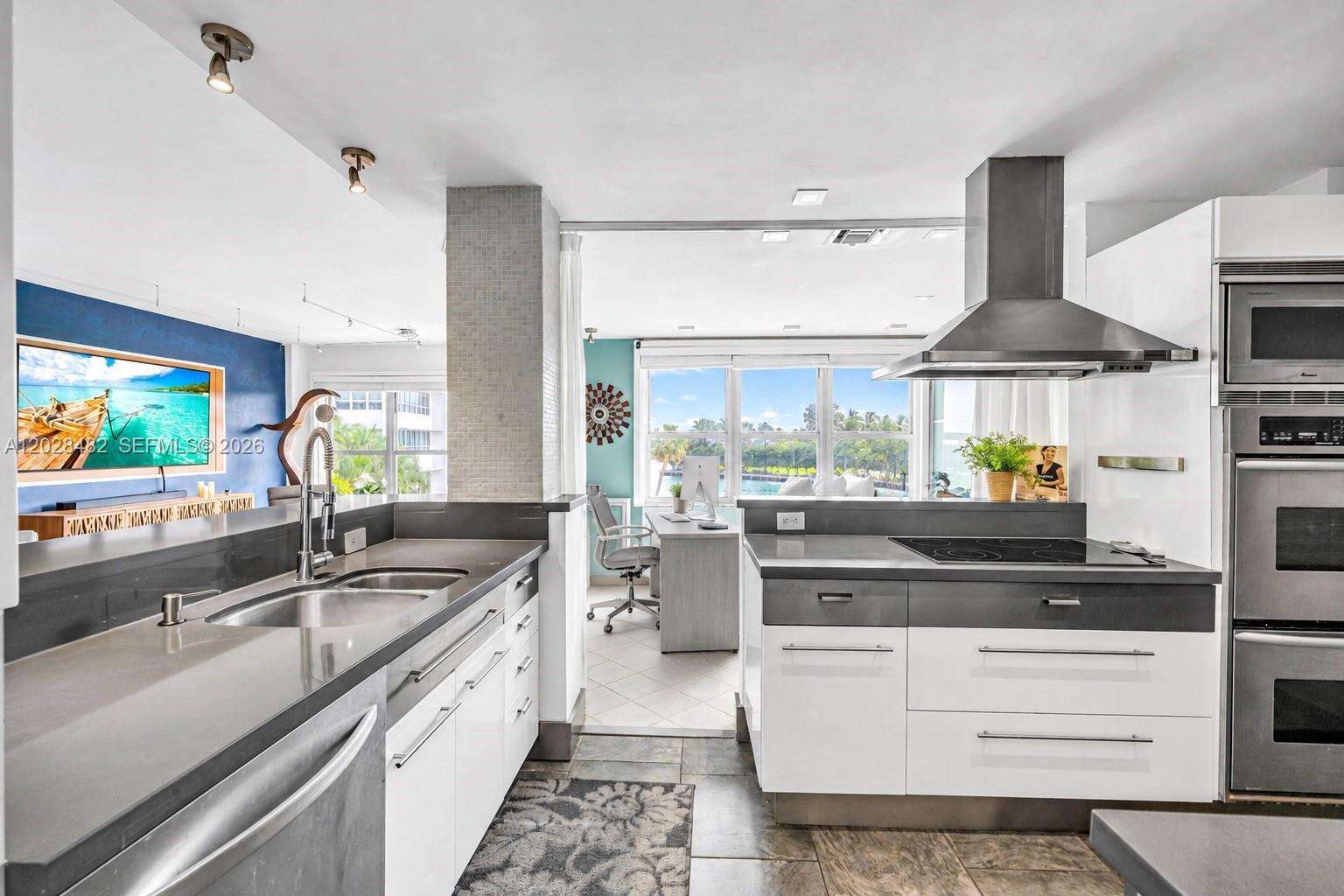Blair House at 9102 Bay Harbor Dr, Bay Harbor Islands, FL 33154 - For Sale photo 10