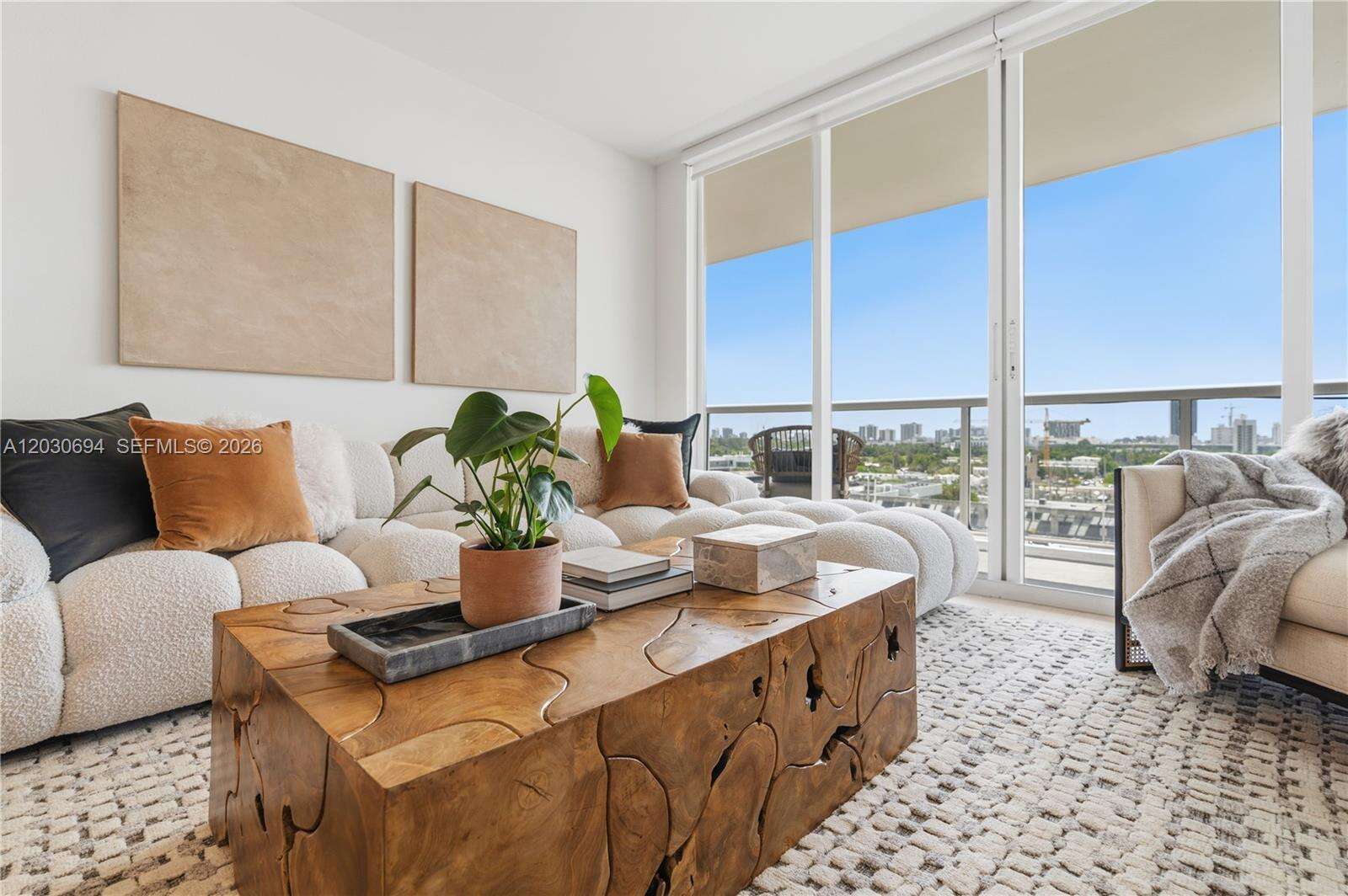 1800 Sunset Harbour Dr, Miami Beach, FL 33139 - For Sale photo 2