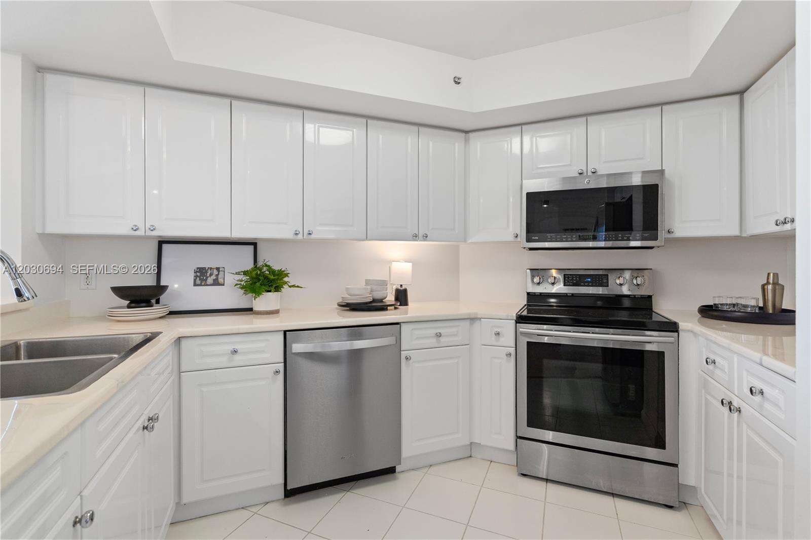 1800 Sunset Harbour Dr, Miami Beach, FL 33139 - For Sale photo 15