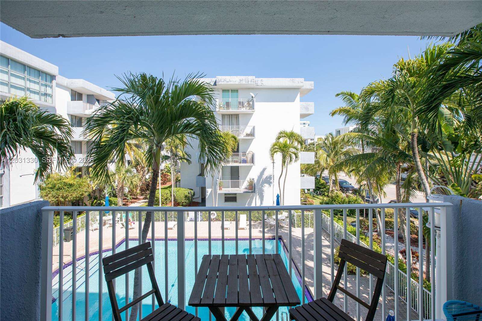 North Bay Villas Condos for Sale & Rent | Picture 1