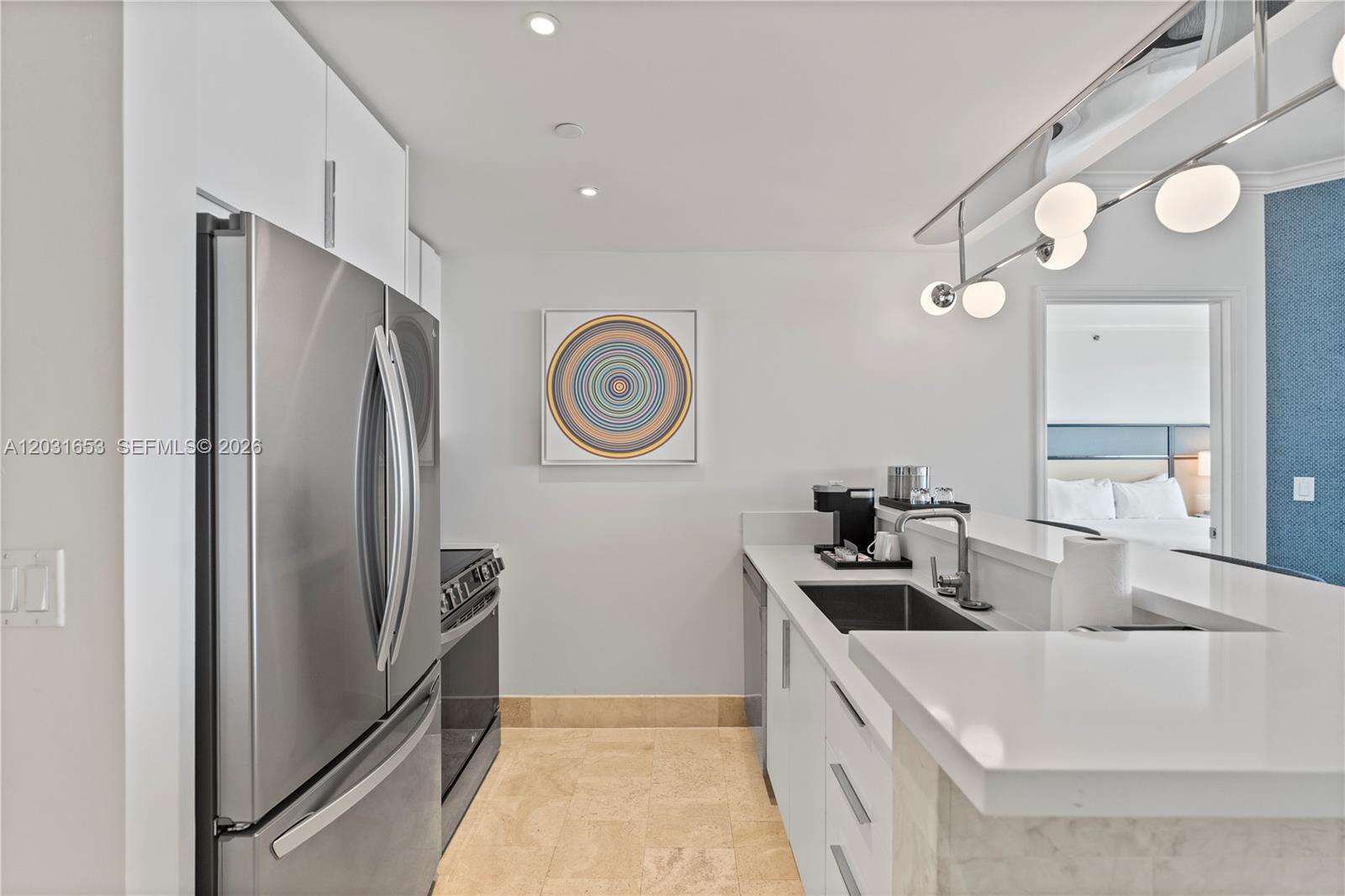 Fontainebleau 2 at 4401 Collins Ave, Miami Beach, FL 33140 - For Sale photo 11